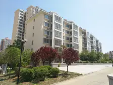 学府小区 4室2厅 南 西 北