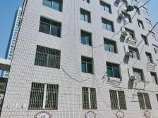 一室,近轻轨站。业主诚心出售!楼层好!