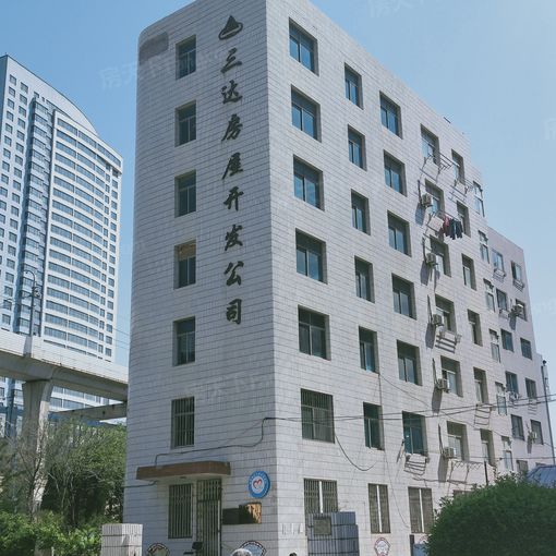 蓝翎公寓1室1卫北朝向550.00元/月出租