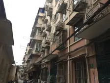 大开间,精装修,交通便利,一门关