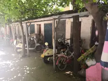 省医旁,地铁口,能停车,2房,全明户,满五唯一,