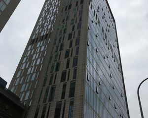 铁狮门晶融汇 1室1厅 南