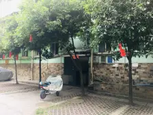 静雅小区 3室1厅 东南