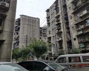 长天路8号社区3室1厅东南南
