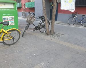 粮食局宿舍2室1厅东南
