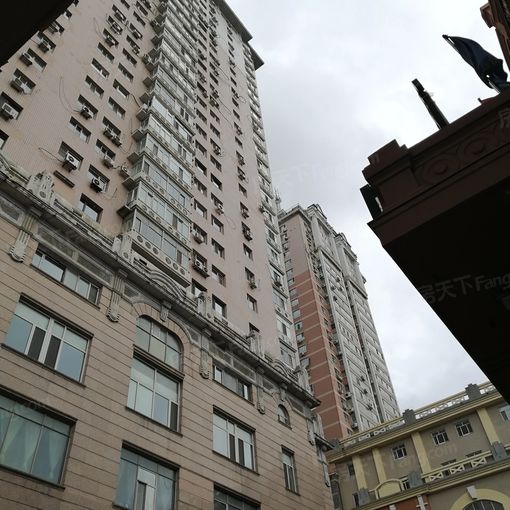 马迭尔大厦2室2厅2卫东南朝向4000.00元/月出租