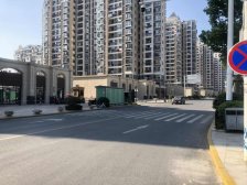 中兴和园一期 南北通透,采光好 装修好,环镜优美 视野好,诚心出售