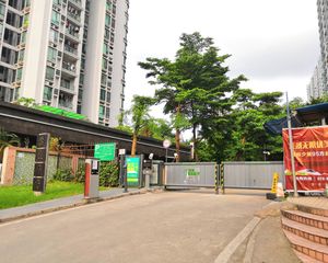 2012年楼石溪地铁190米全新装修全新家电家具