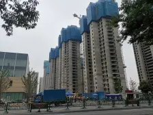 配套齐全地铁口挑高复式中间楼层