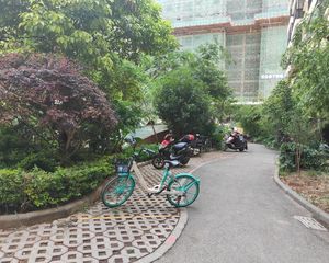 二环内地铁5号线爱琴海购物通透一房