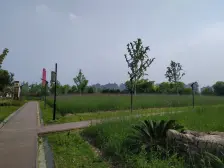 河景+园林景,四房两卫双阳台,拎包入住,南北通透,诚心卖可谈