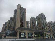 您好我是小卢感谢您的浏览业主是我朋友诚意出售