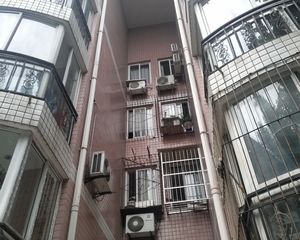景湖苑3室1厅南
