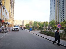 出行方便,小区环境好,拎包入住