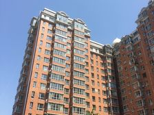 果园星城 4楼南北通透 交通便利楼下有市场