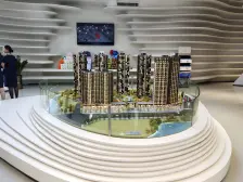 双阳台4房南向看花园诚心出售预约看房