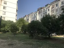 长江花园三区 带自行车库 两房朝南 采光没有影响