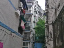 红旗河沟 黄葛新村区机关宿舍二房66万