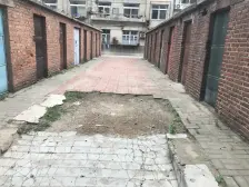 于屯小区,城建幼儿园路口,住宅门头房,交通便利