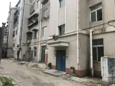 富华园里的*房.......