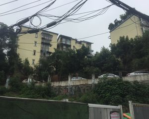 学府芳邻社区2室2厅东北