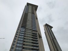 必看好房 龙光玖龙湾东南向精装三房 满二高层视野佳