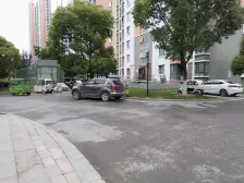 此房户型刚需2房,视野好,采光佳,全南户型