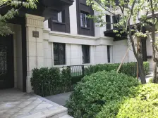 高新园区 一楼* 叠拼产品 龙湖物业