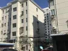 一房一厅,电梯房,近地铁,采光通风无遮挡,视野好。