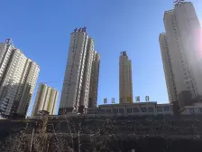 南北通透毛坯两居,采光视野无遮挡