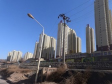 香江一期 毛坯房 全南两居 中间楼层 价格可谈