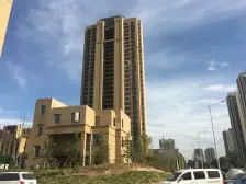 绿地澜庭 4室2厅 南