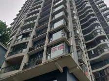 观音桥九街(6号线10号线)长安麒麟公馆精装两室