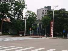 恒大雅苑 精装3房 看花园 安静舒适 地铁口