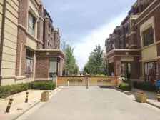 优质装修,230平实用面积,小区中间位置,别墅品质