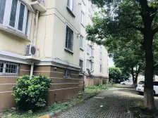 新康花园二期五室三厅,位置好,交通便利采光通风好