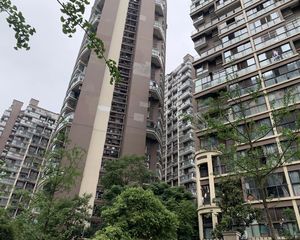 霏红榭2室2厅西北