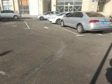 此房楼层好 位置佳 整洁干净 出行方便 适合年轻人