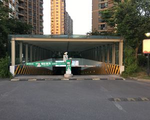 看房一般下班以后可以看。采光很好