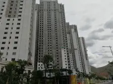 主干道地铁口 新小区 小三室无浪费 中间楼层 随时看房