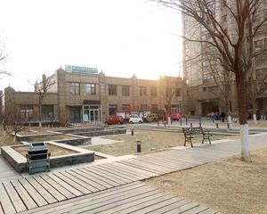 店长推荐 带车位 毛坯三居 随意装修