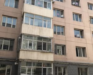 此房满五税费低,位置好,单价低