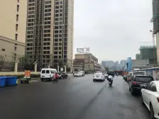 此房诚心出售 小高层 楼层好 视野好