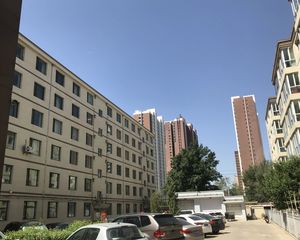 呼和小区 2室2厅 南 北