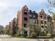 东边套 高区临河位置 随时看房 有车位 必看好房