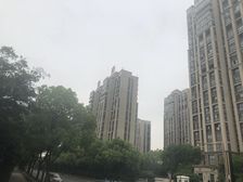 房满五不唯一出行方便,户型方正,居住方便舒适