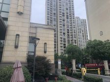 景瑞望府精装两室,好楼层,全天采光,随时看房