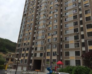 西山湖次新小区,空气环境优,适合居住