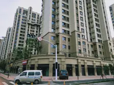 高新东区围子山龙湖春江彼岸小三室,房主诚心卖