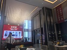 美的花湾城户型方正,采光好装修好,环镜优美中间楼层